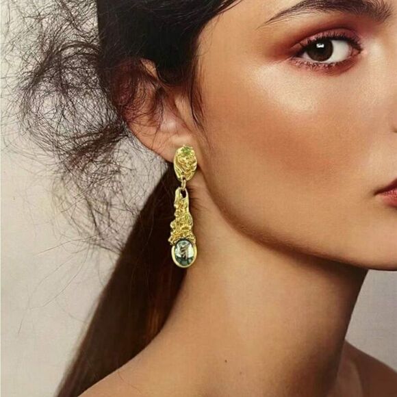 Vintage style earrings A369 - Picture 1 of 4